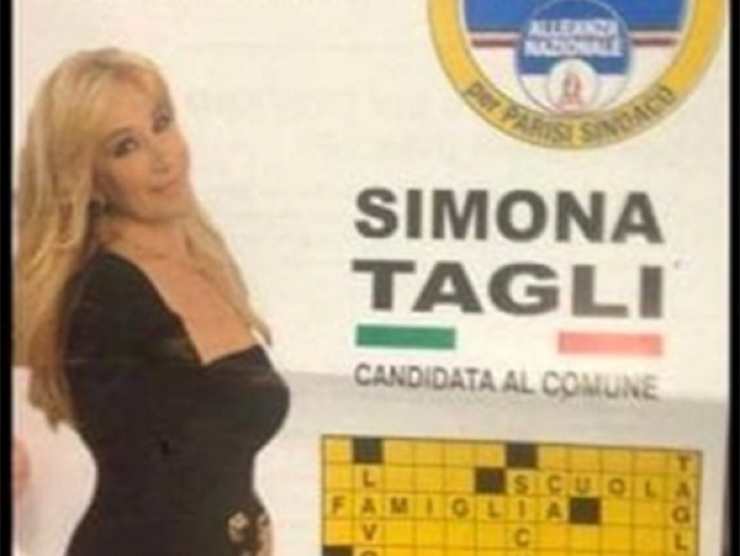 Simona Tagli candidata col cruciverbone _ Web Source