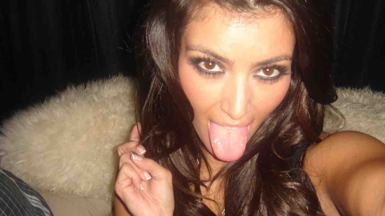 Kim Kardashian prende di nuovo tutti in giro | Web Source