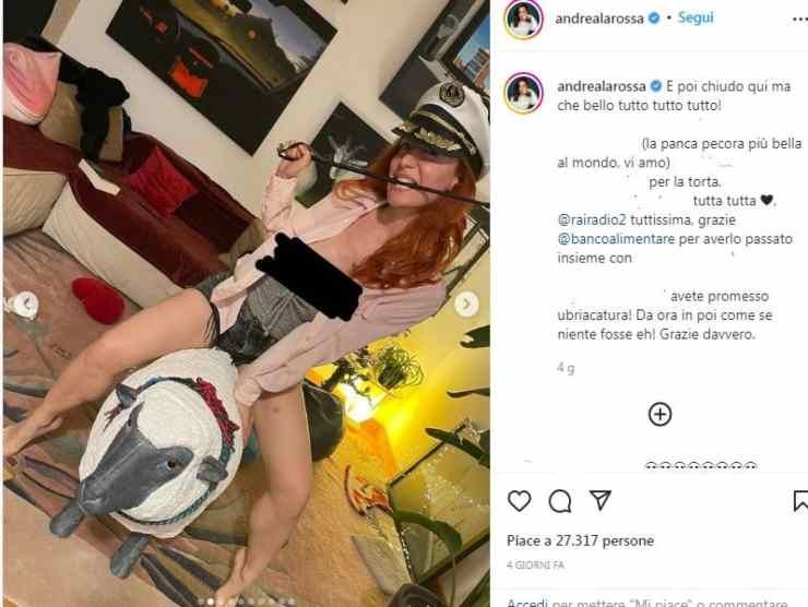 Andrea Delogu e la foto censurata (Instagram) 29.5.2022 newstv