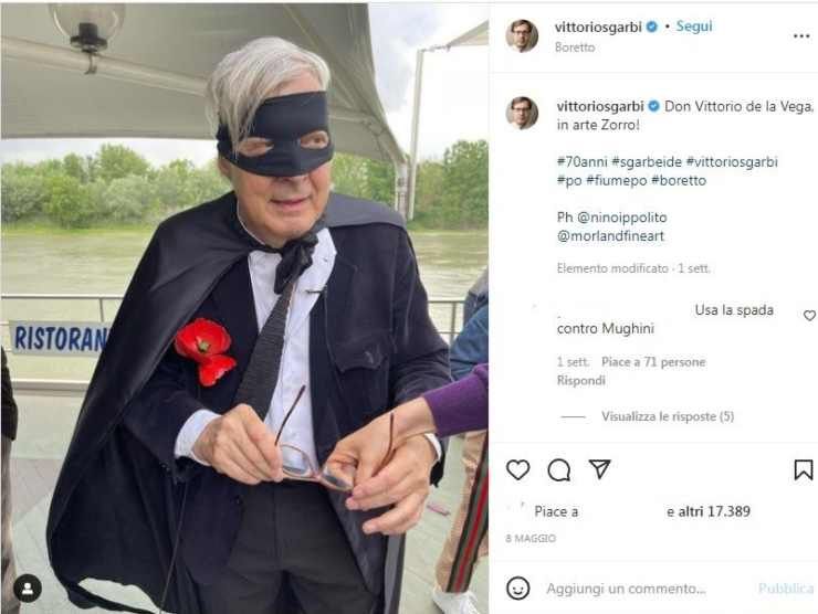 Vittorio Sgarbi - Zorro (Instagram) 17.5.2022 newstv