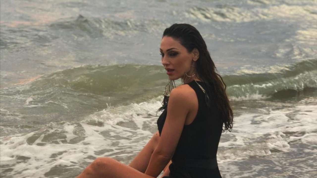 Anna tatangelo (instagram) 2