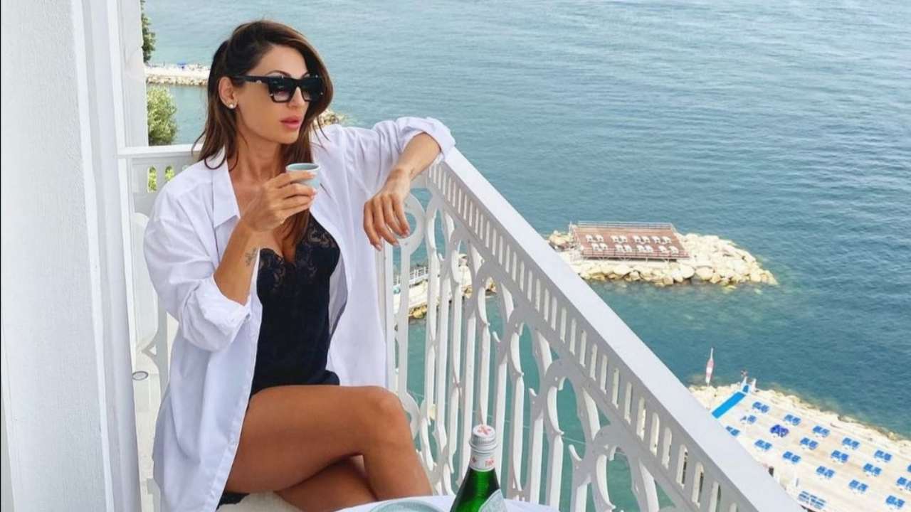 Anna tatangelo (instagram) 3