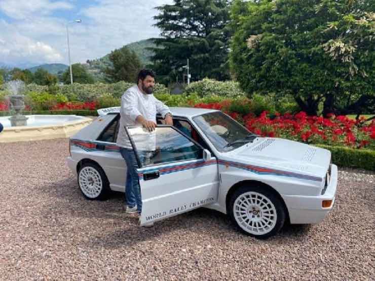 Chef Cannavacciuolo con la sua Lancia Delta HF integrale | Web Source