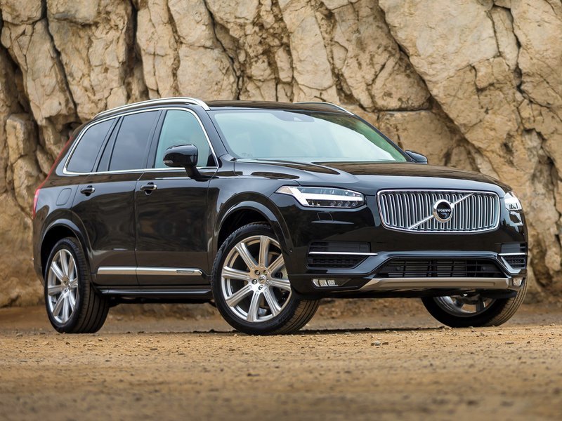 Volvo XC 90, l'auto di Checco Zalone | Web Source