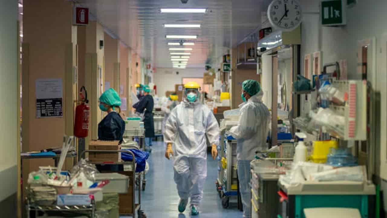 Sassari: incinta respinta all'ospedale, muore il bambino (fonte: gettyimages)