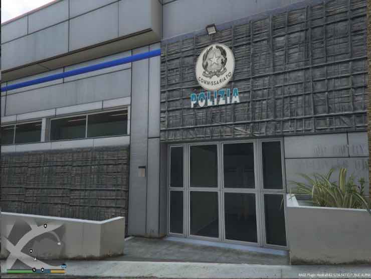 Le stazioni di polizia restano accessibili | Web Source