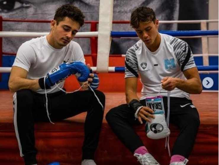 Charles Leclerc e la boxe (Instagram) 17.4.2022 newstv.it