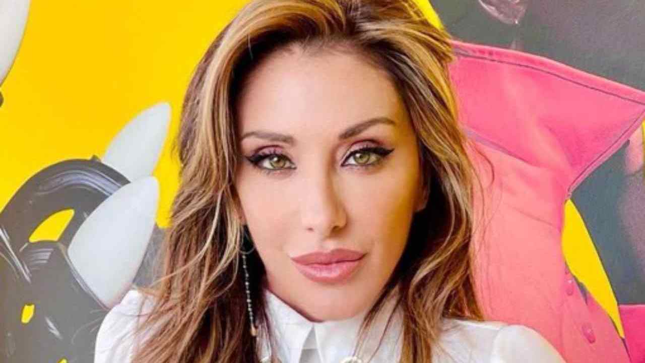 Sabrina Salerno (fonte web) 25.04.2022-newstv.it