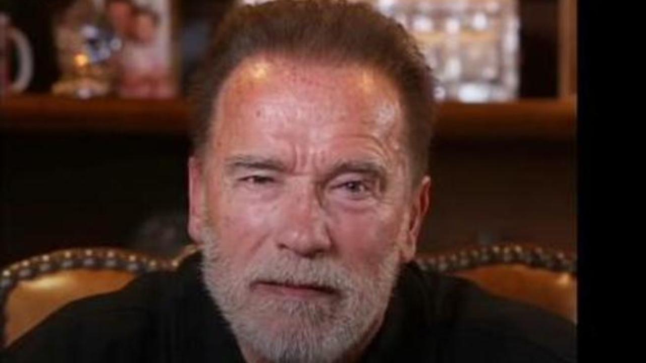 Arnold Schwarzenegger “si arruola”: ora l’Ucraina vincerà la guerra | Spunta la foto riservata