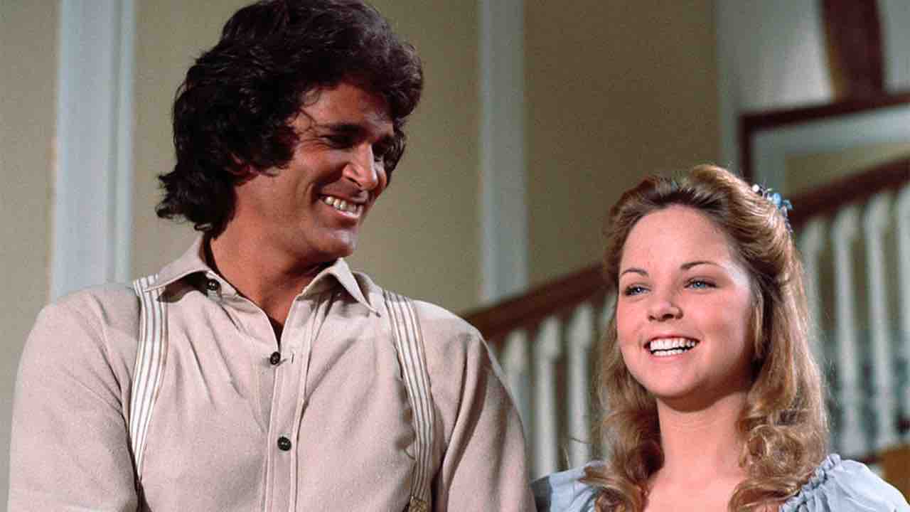 Laura Ingalls (Melissa Sue Anderson) e il suo grande papà Charles (Micheal Landon) | Web Source