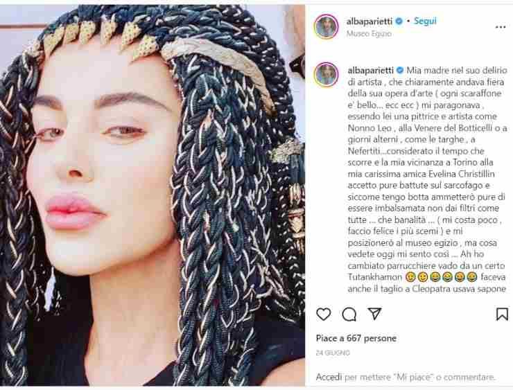 Alba Parietti in stile Nefertiti (Instagram) 6.7.2022 newstv