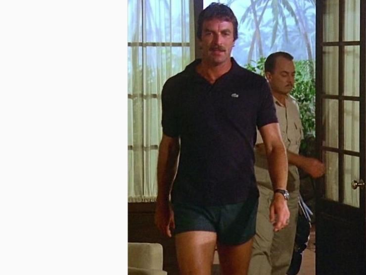 Tom Selleck con la polo Lacoste (web source) 16.7.2022 newstv