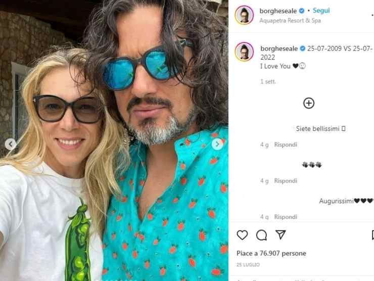 Alessandro Borghese con la moglie (Instagram) 2.8.2022 newstv