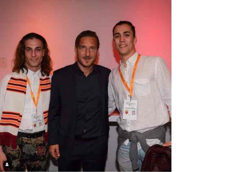 Damiano David e Francesco Totti insieme (Instagram) 23 settembre 2022 newstv.it