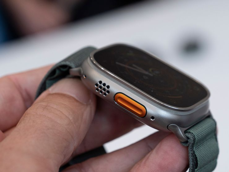 Apple Watch Ultra (fonte web) 03.10.2022-newstv.it