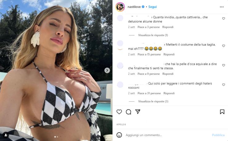Chiara Nasti bikini commenti 