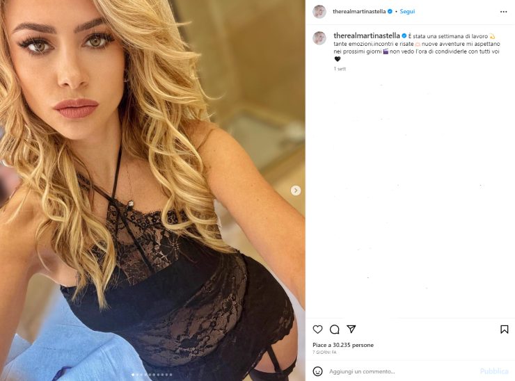 Martina Stella scatto selfie Instagram